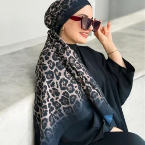 Digital Baskılı Pamuklu Eşarp Leopar Desen Siyah